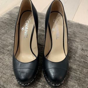 Chanel Pumps